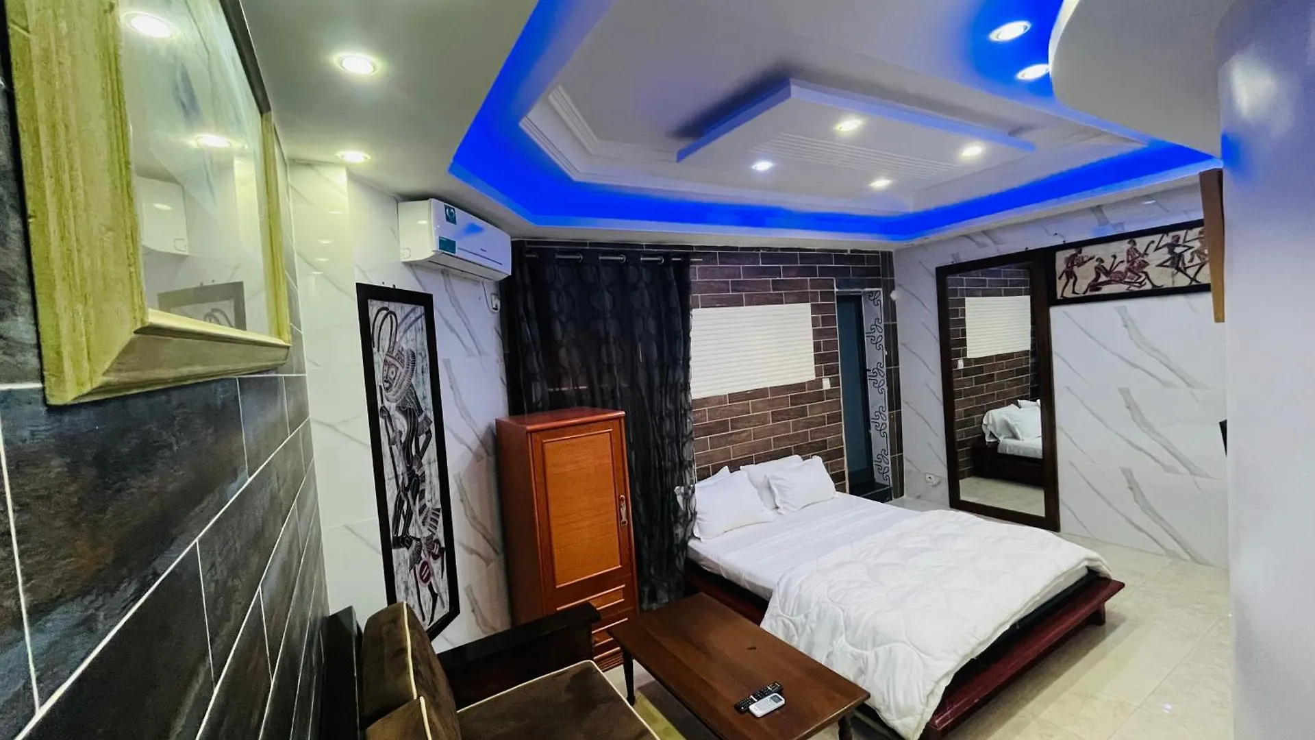 Bed & Breakfast Hotel Darou Khoudoss Dakar Senegal